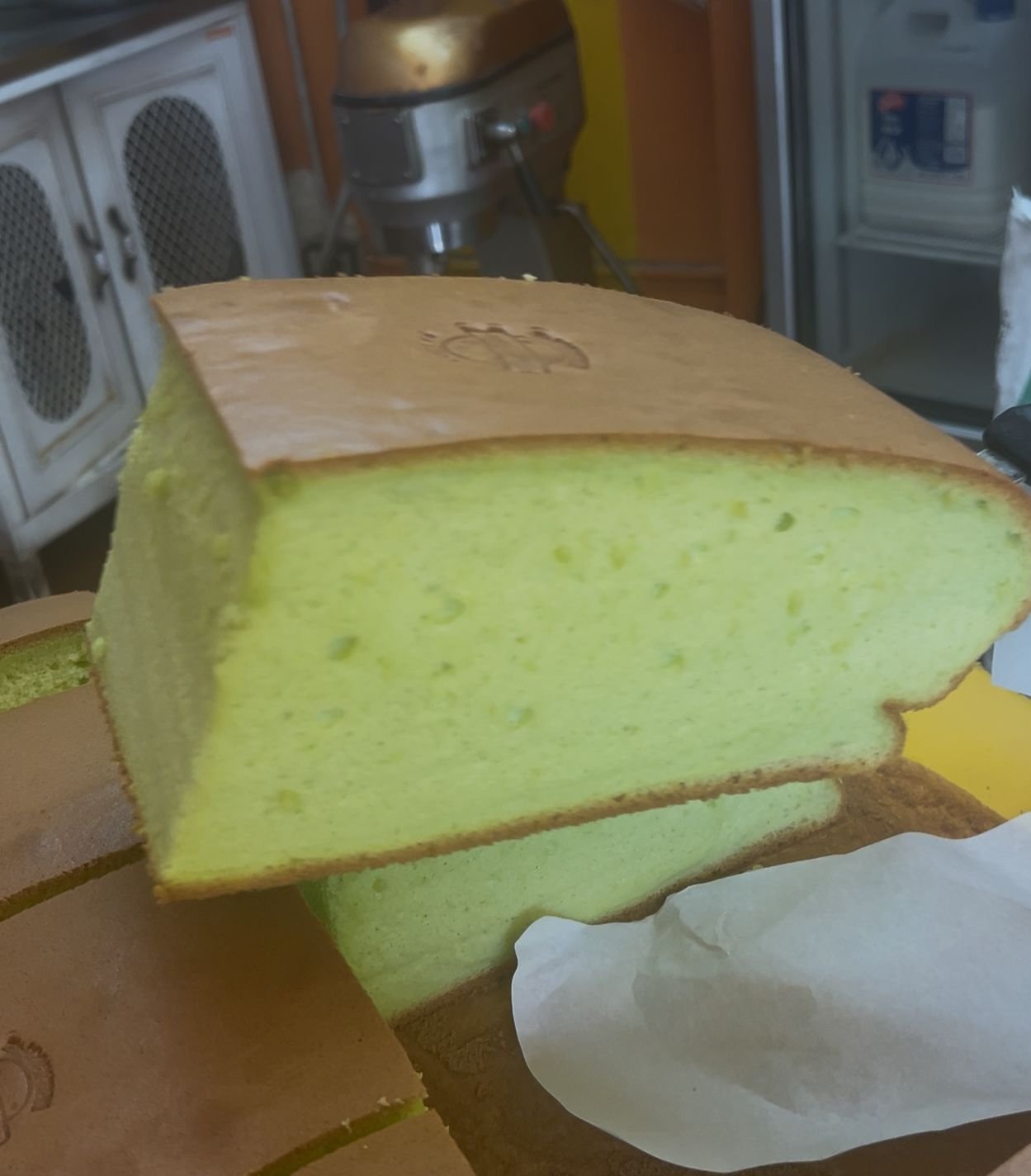 ໃບເຕີຍ M